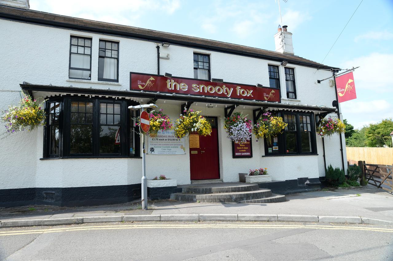 Hotel The Snooty Fox Warminster Exterior foto